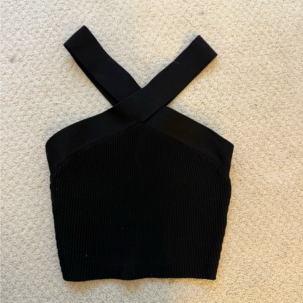 Aritizia Babaton Sculpt Knit Criss Cross Cropped Top
Black size 2XS